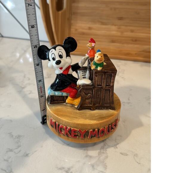 Vintage Mickey Mouse Playing Piano With  Mice Watching music box 1987 - Picture 7 of 8